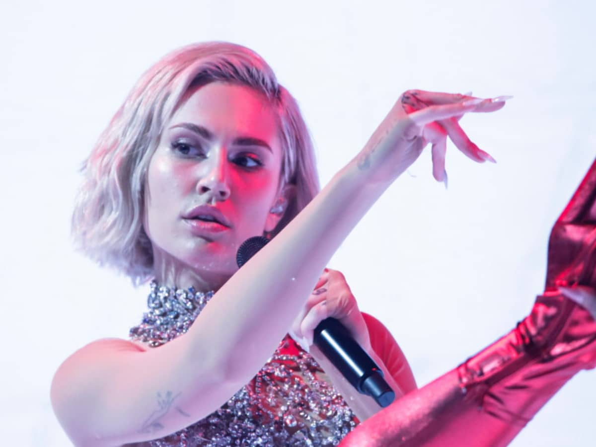 Eurovision 2021 – Mike για Έλενα Τσαγκρινού: «Μιλήσαμε μετά την πρόβα και ήταν έτοιμη να βάλει τα κλάματα»