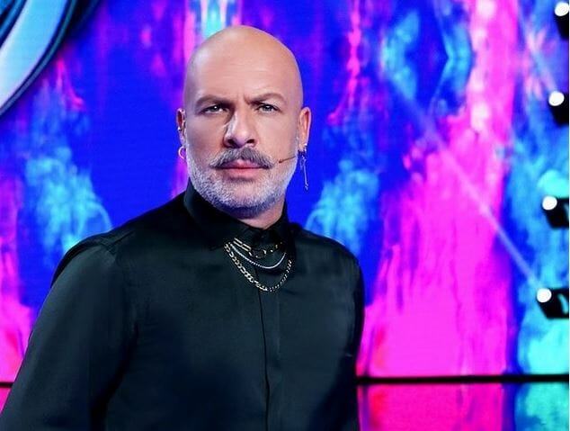 Αντώνης Πρέκας για Νίκο Μουτσινά: «Δε μπορεί να βγάζει μεροκάματο εξευτελίζοντας ανθρώπους»